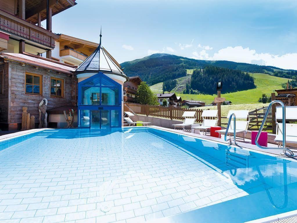 Hotel Hasenauer 4 Sterne Superior Saalbach-Hinterglemm Exterior foto