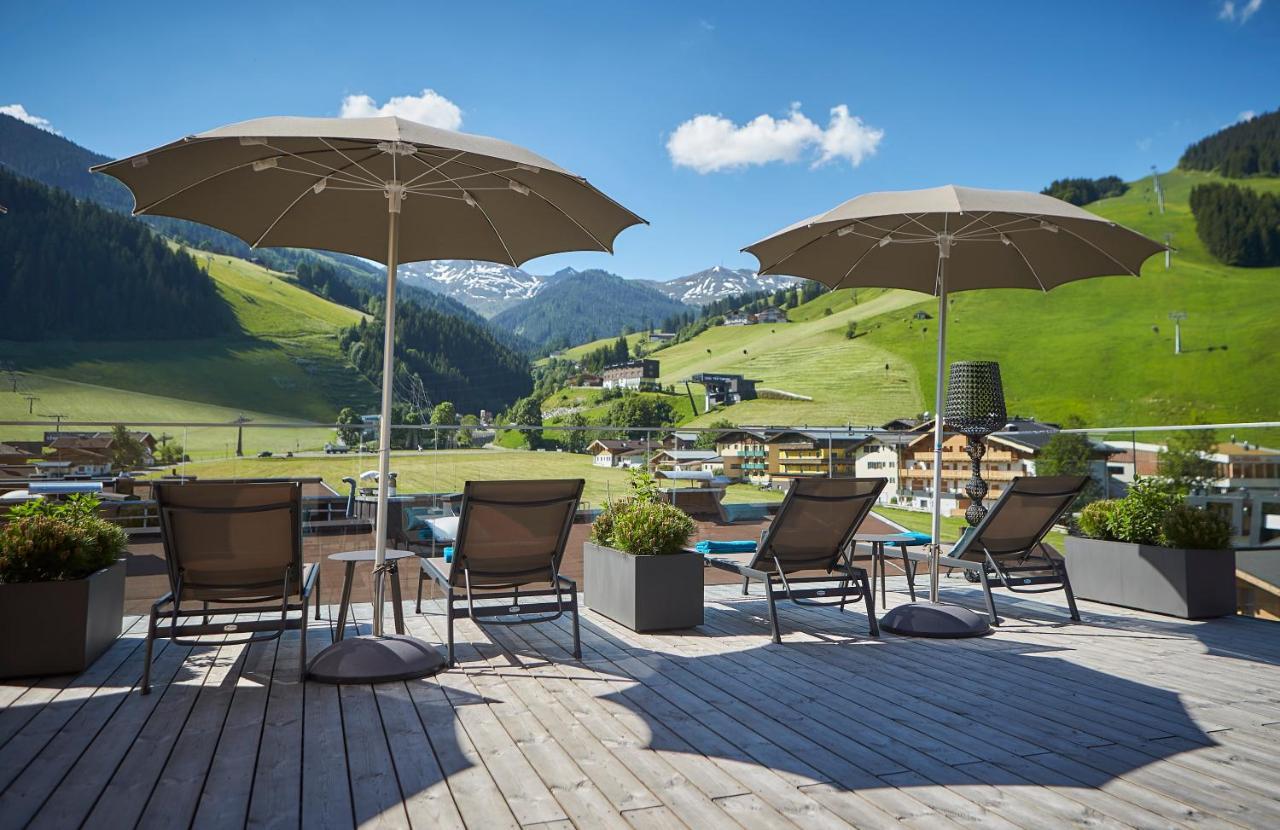 Hotel Hasenauer 4 Sterne Superior Saalbach-Hinterglemm Exterior foto